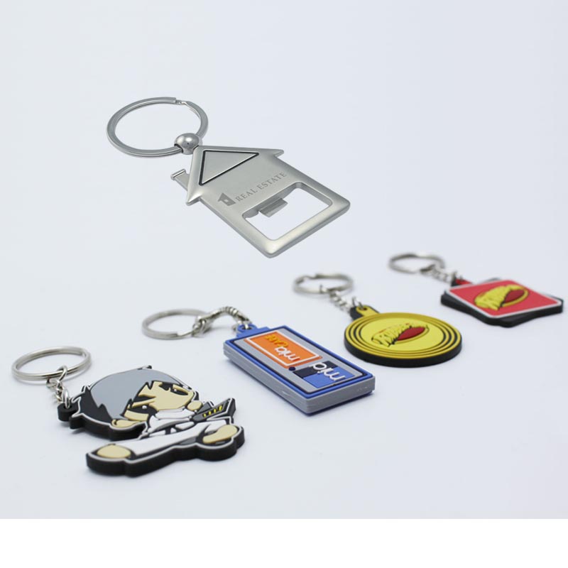 METAL AND 3D PVC KEYCHAIN